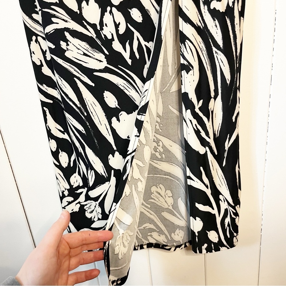 Suzy Shier Black and White Floral Top and Skirt Set. Size Medium. NWT. - Picture 11 of 12